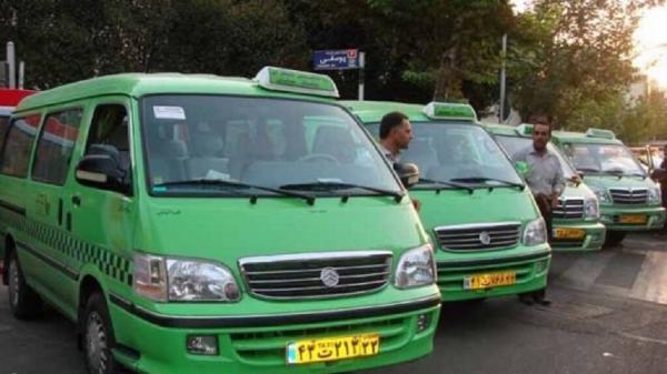 رانندگان تاکسی در صف انتظار تحویل خودروی ون